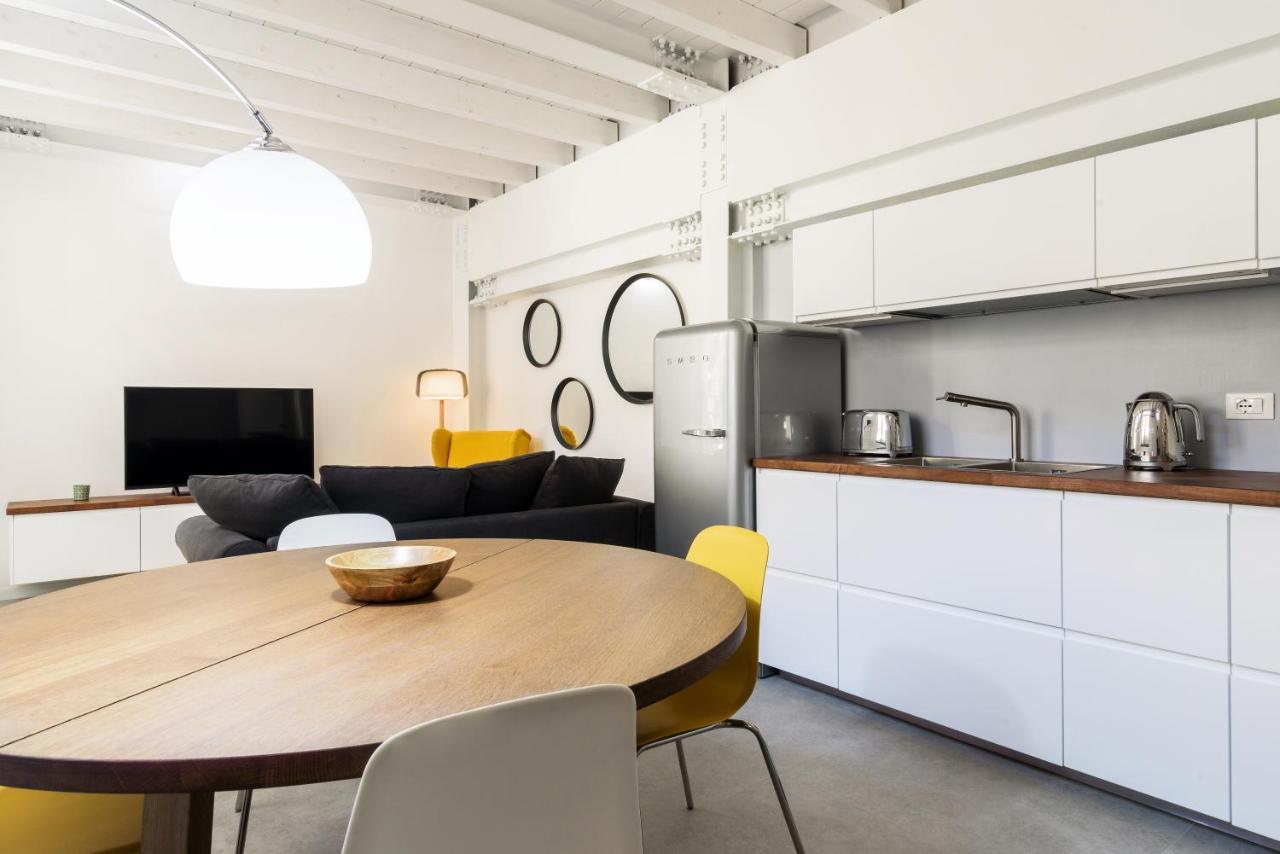 White Navigli Daire Milano Dış mekan fotoğraf